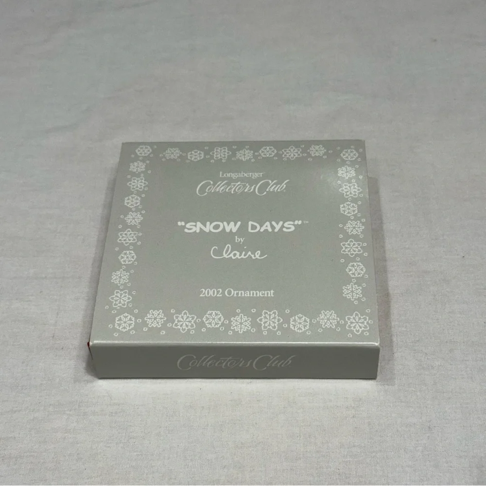 2002 Longaberger Collectors Club Claire Snow Days‎ White Ceramic Ornament